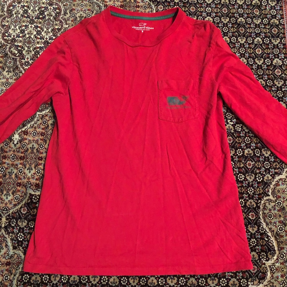 Men’s vineyard vines shirt